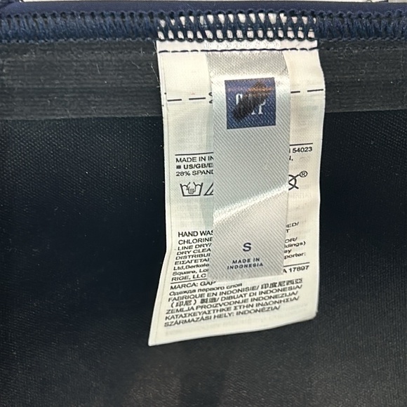 GAP navy blue bikini swim top size small - Picture 5 of 5